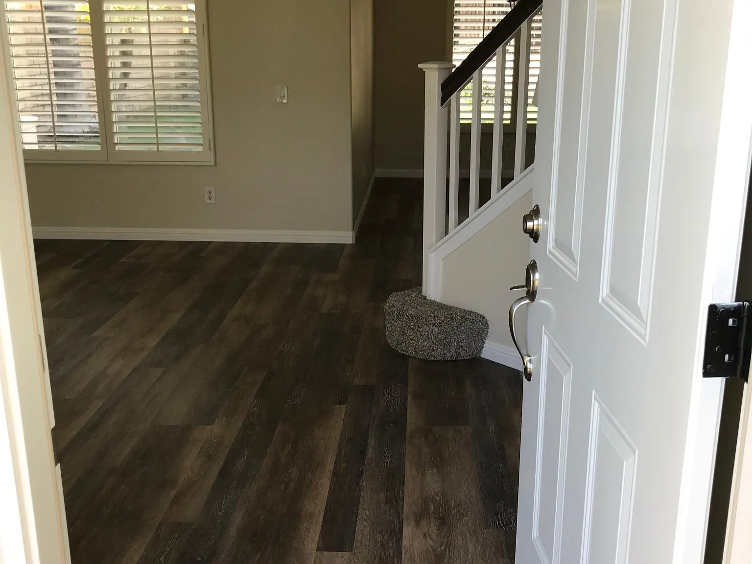 4 bed, 2.5 bath, 1980 sqft, $3,700 — Photo 3