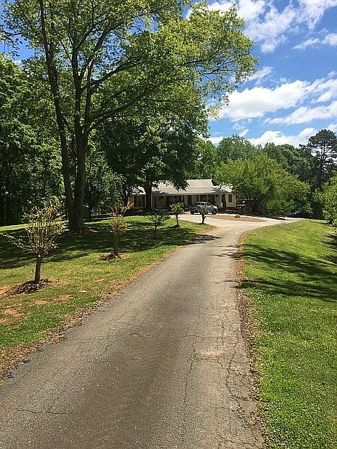 1st image of 415 William Bobo Dr