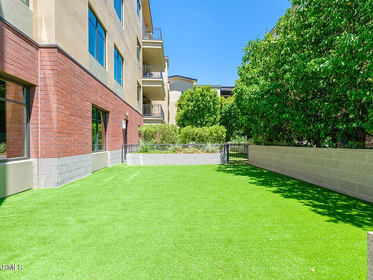 6166 N Scottsdale Rd #C1002 — Photo 31
