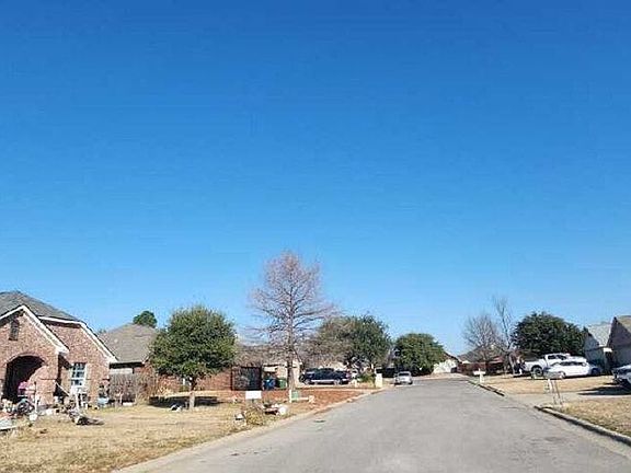 5th image of 820 Meadowview Ct