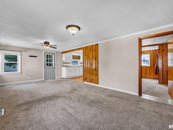 3rd image of 112 Steiner Ave