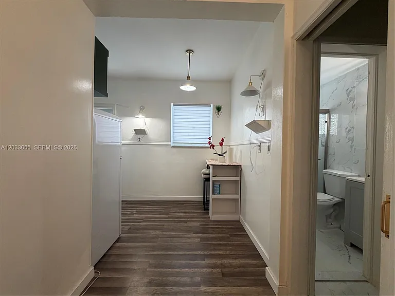 8420 Byron Ave #6 — Photo 10
