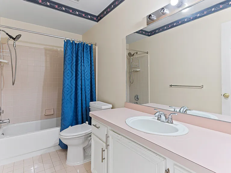 42137 Trent Dr — Photo 13