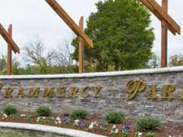 1903 NE Chaucer St #91, Bentonville, AR 72712