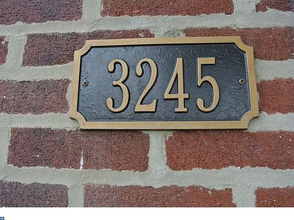 6569011_4