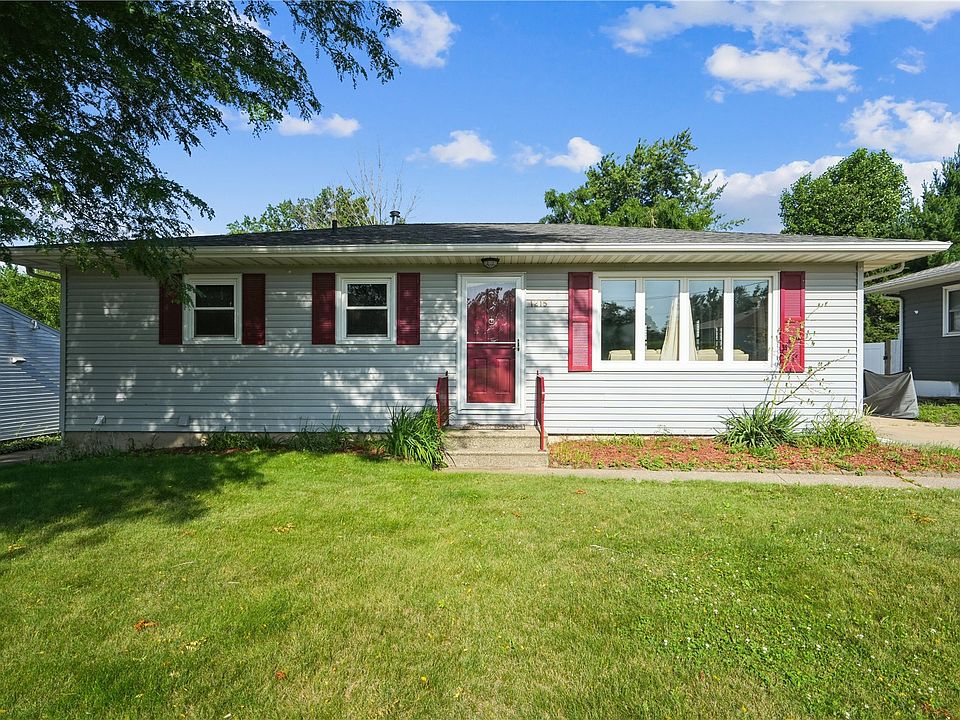 1st image of 1215 Brockman Dr SE