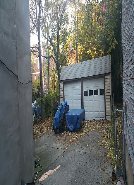 2nd image of 8617 59th Ave