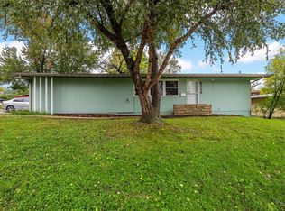 4216 Northwood Dr NE, Cedar Rapids, IA 52402