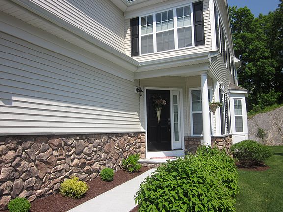 38 Beacon Hill Terrace, #38