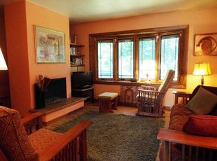 233 Zelmar Dr, Waterloo, IA 50701