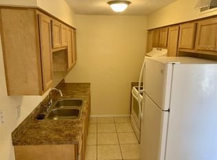 130 Rhode Island St SE APT A, Albuquerque, NM 87108
