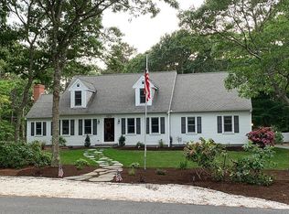 112 Cotuit Cove Rd, Cotuit, MA 02635