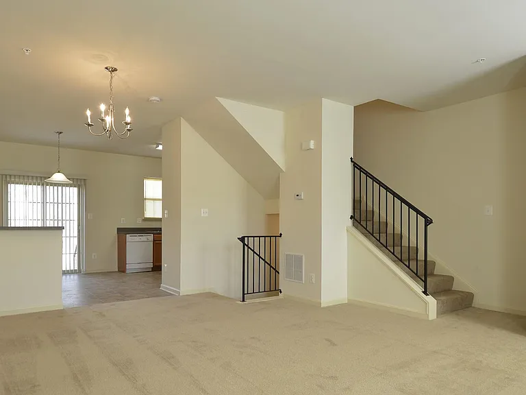 The Pointe at Manorgreen Townhomes — Photo 7