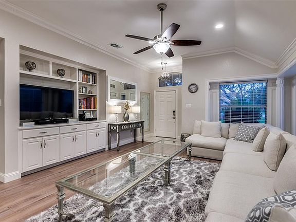 4th image of 4636 Gardenia Way