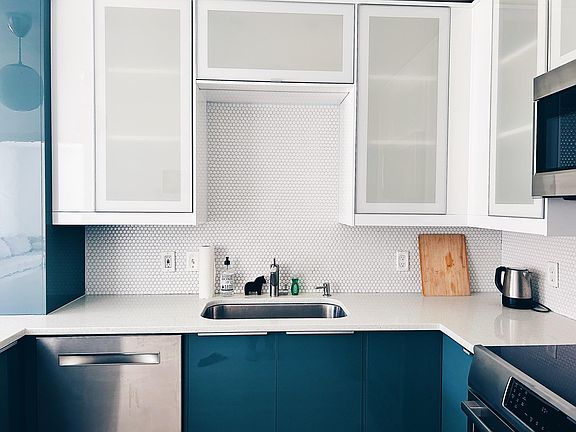 5th image of 3206 Goodwin Ave