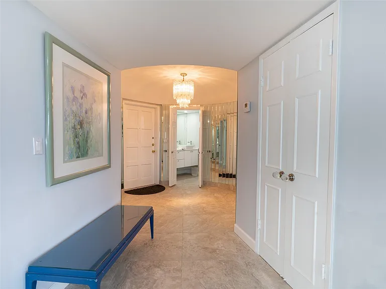 2850 N Palm Aire Dr #601 — Photo 5