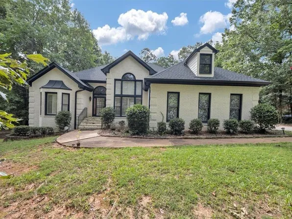 805 Lynn Cir SW, Atlanta, GA 30311