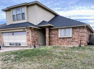 7456 Cross Ridge Cir, Fort Worth, TX 76120