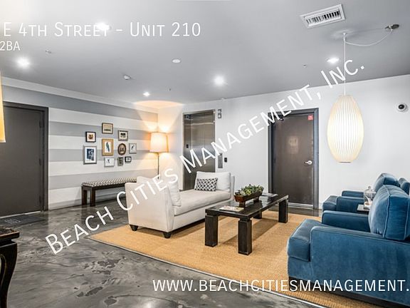 5th image of 300 E 4th St Unit 210