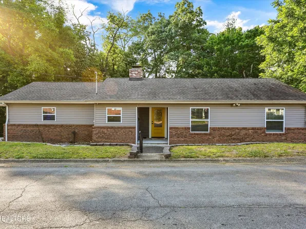 107 W Magnolia Ln, Oak Ridge, TN 37830