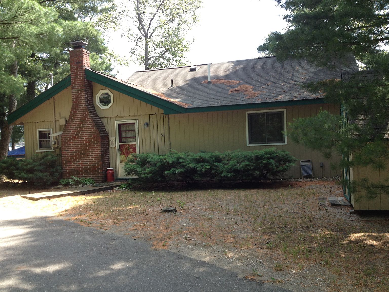 673 Park, Lake MI 48633 Zillow