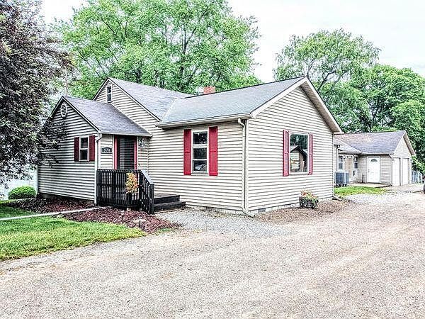 1st image of 1658 Sheridan Dr