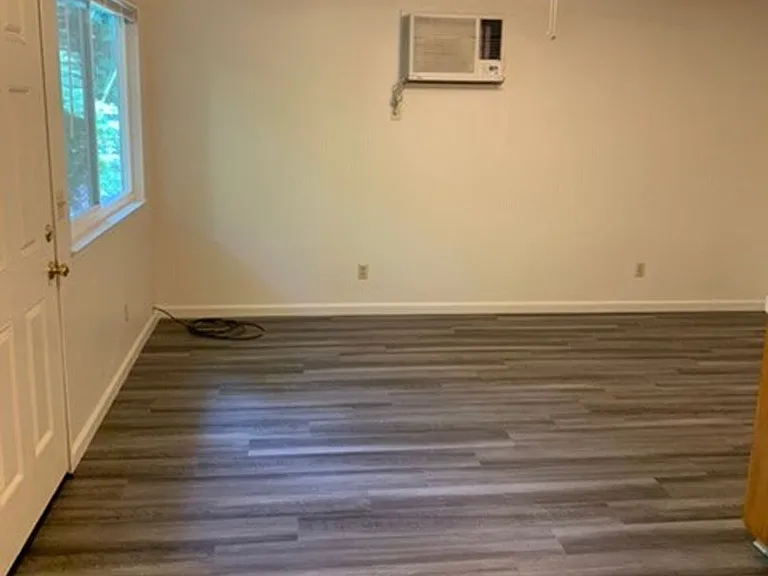 528 Ivy St — Photo 4