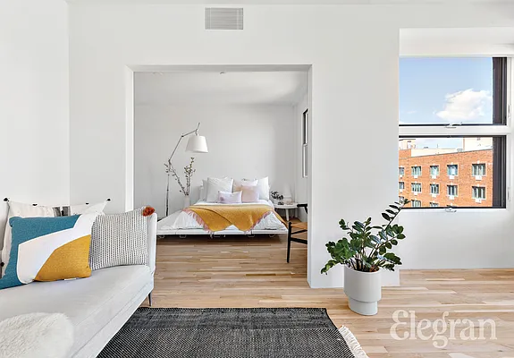 Sold by (Legacy) Elegran | media 19