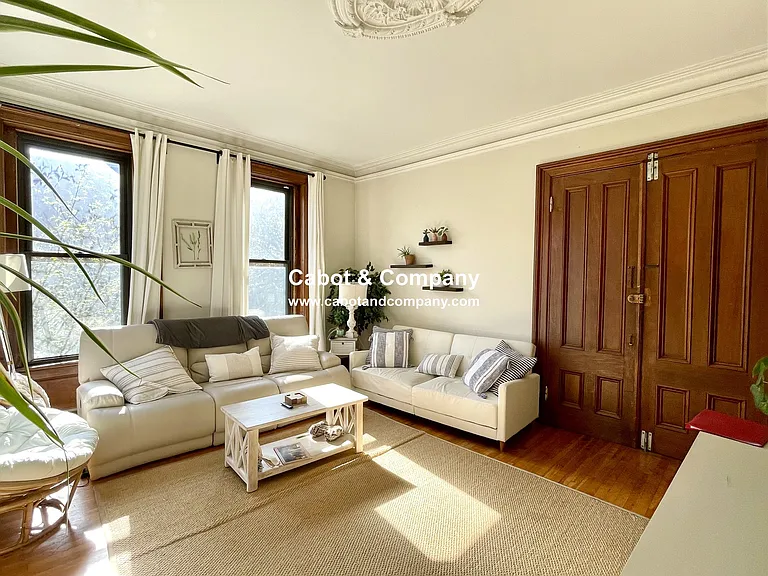 75 Dartmouth St #1 — Photo 2