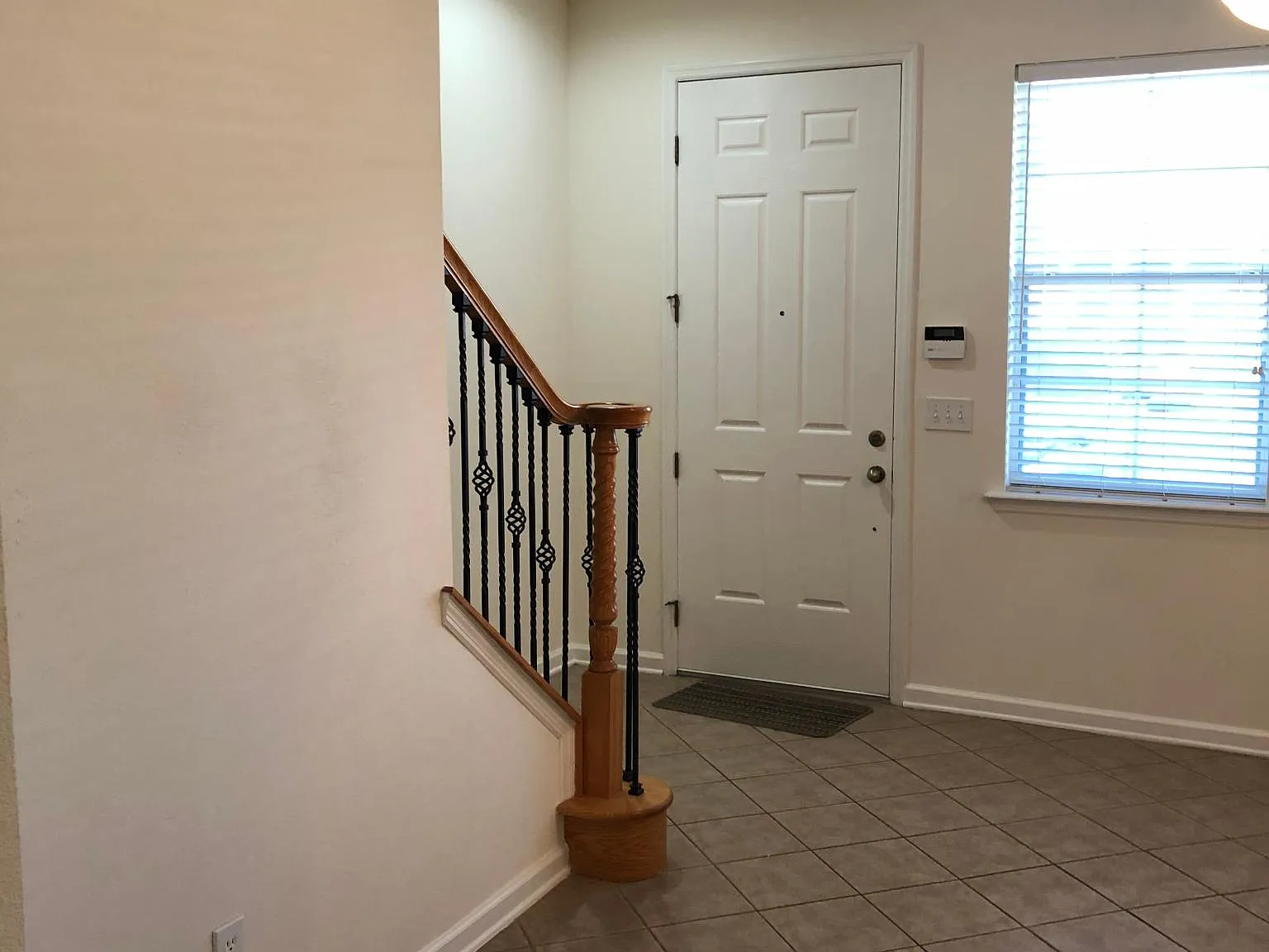 2 bed, 2.5 bath, 1360 sqft, $1,775 — Photo 4