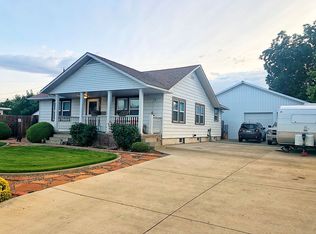 409 George Washington Way, Richland, WA 99352