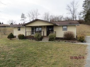 462 Island Ford Rd, Jacksboro, TN 37757