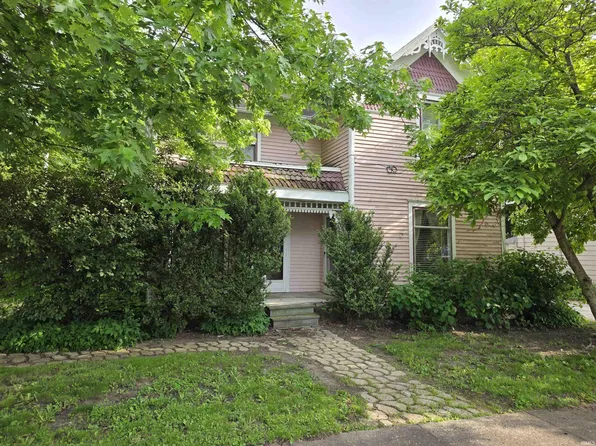 114 E Tulley St, Churubusco, IN 46723