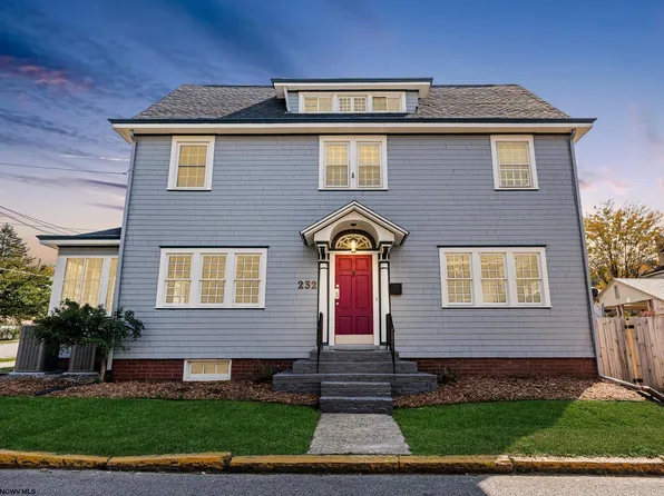 232 Hagans St, Morgantown, WV 26501