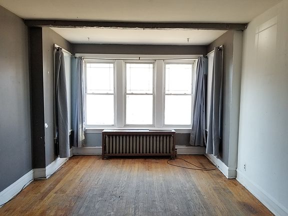 2nd image of 4447 S Sawyer Ave