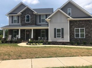 110 W Elderberry St, Oak Ridge, TN 37830