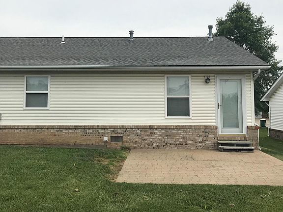 2nd image of 663 Carol Ann Dr