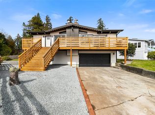 8031 Kispiox Rd, Blaine, WA 98230