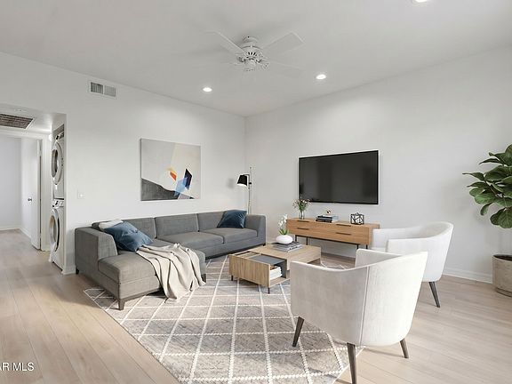 3rd image of 152 Maegan Pl APT 2