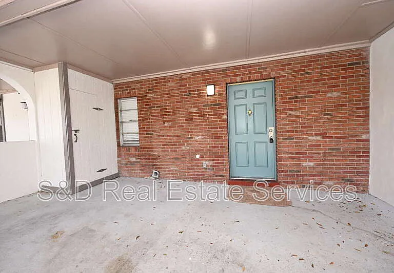 2249 9th St SE — Photo 3