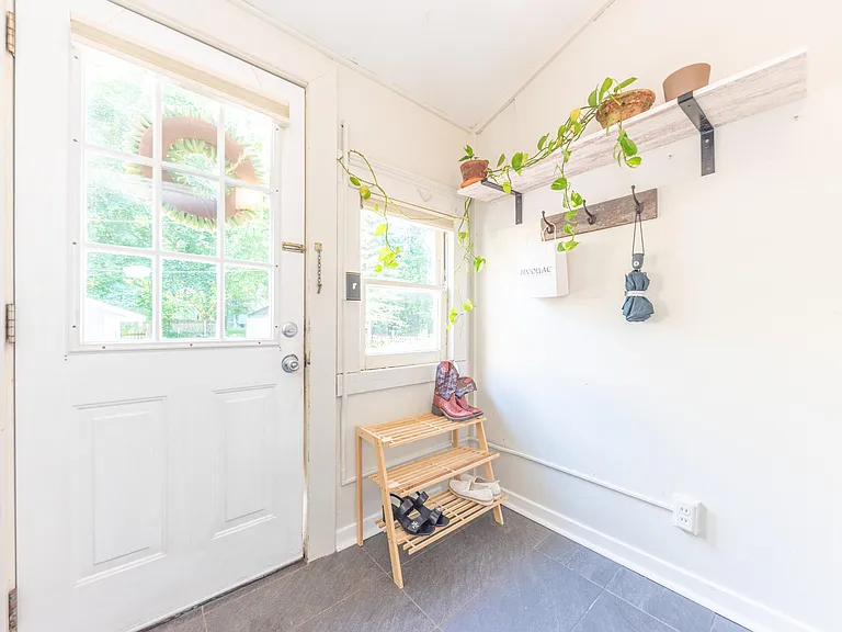 1123 W Huron St — Photo 26