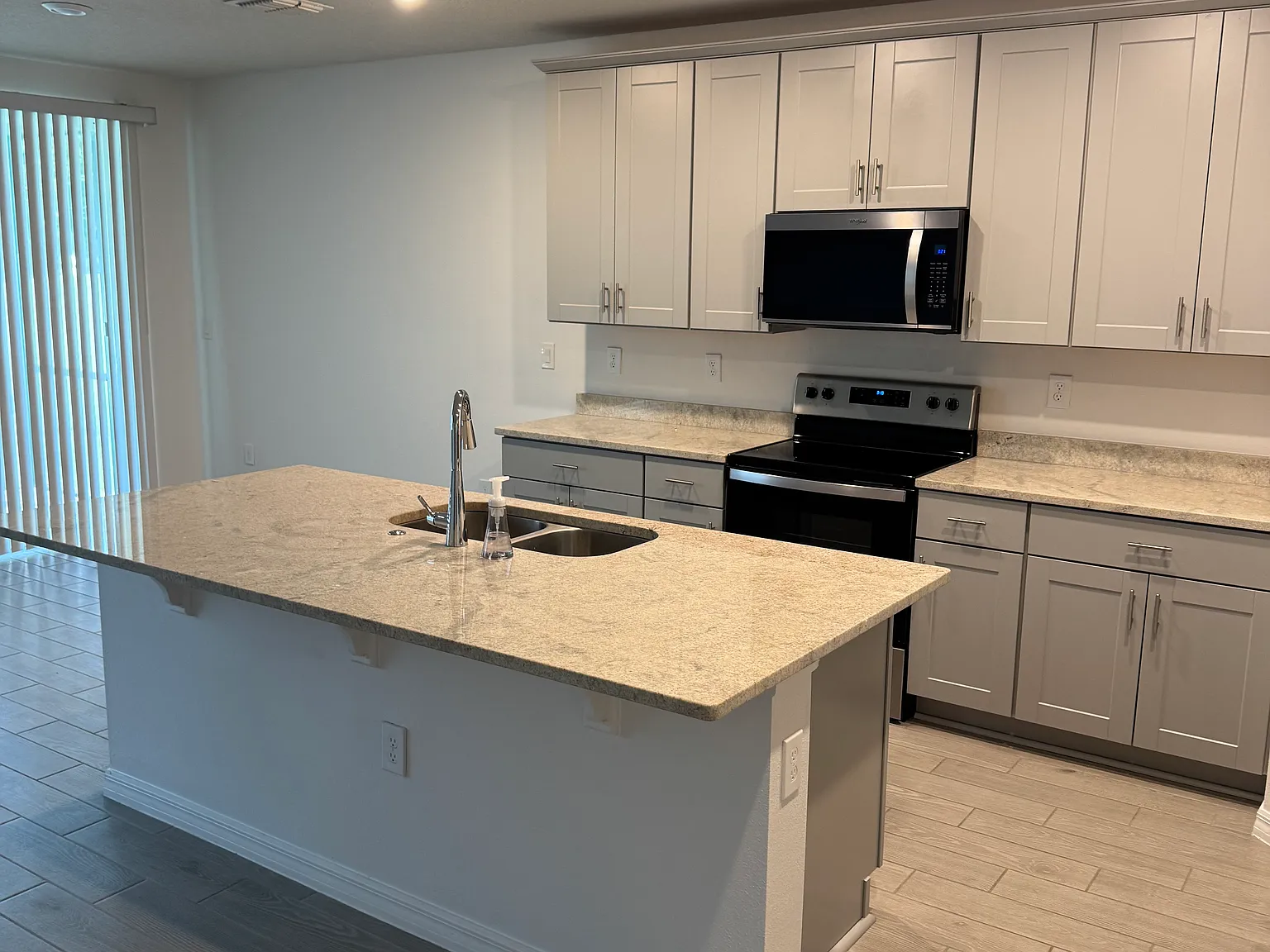 636 Vista Villages Blvd — Photo 4