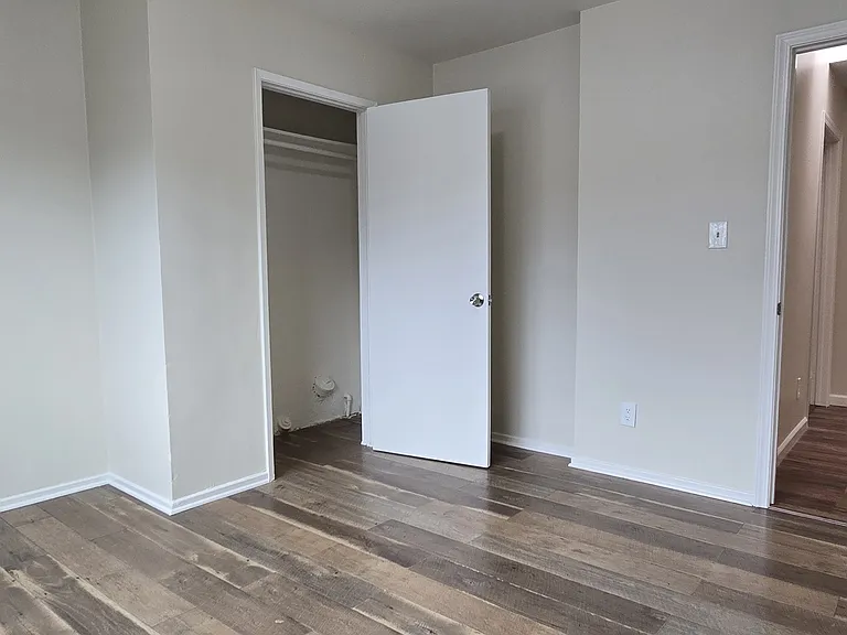 11415 Fairview St — Photo 22
