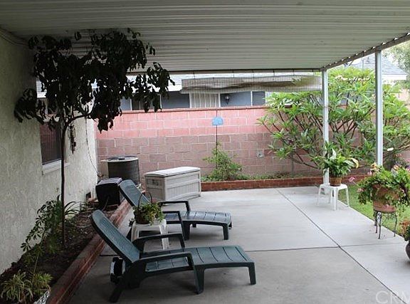 3rd image of 12208 Eastbrook Ave