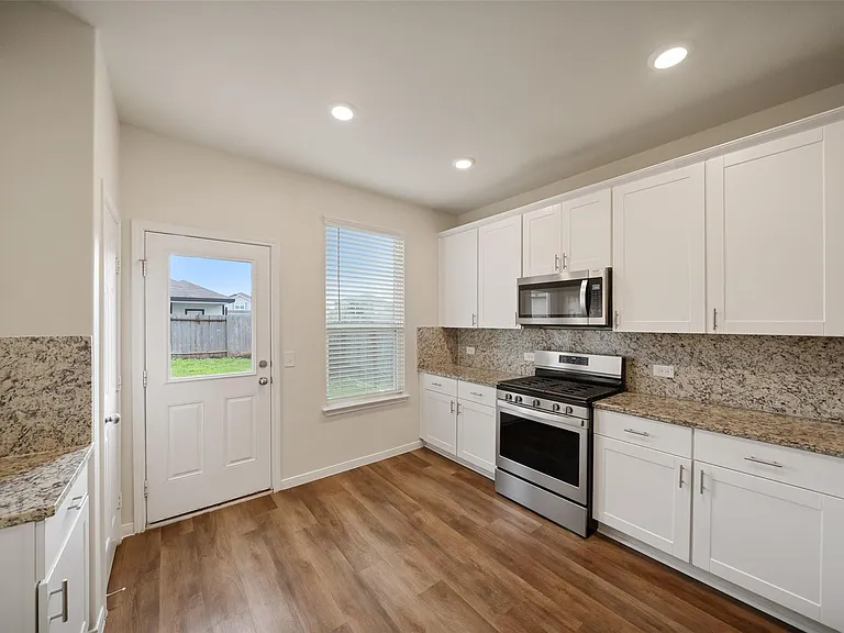14551 Maple Field Dr — Photo 7