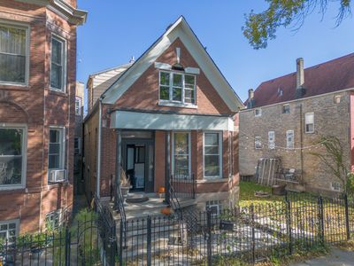 1645 N Monticello Ave, Chicago, IL, 60647
