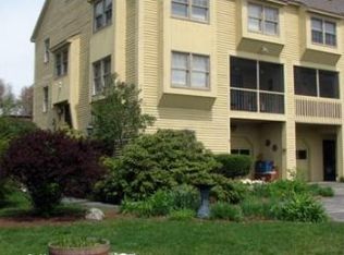 439 N River Rd UNIT 10, Milford, NH 03055