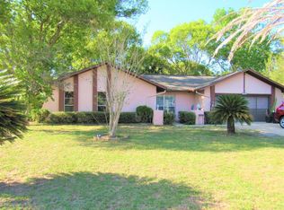 7241 McGinnes Ct, Weeki Wachee, FL 34613