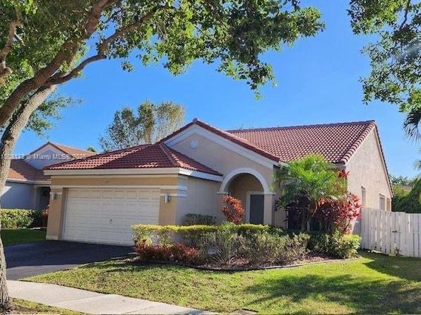 747 Sand Creek Cir