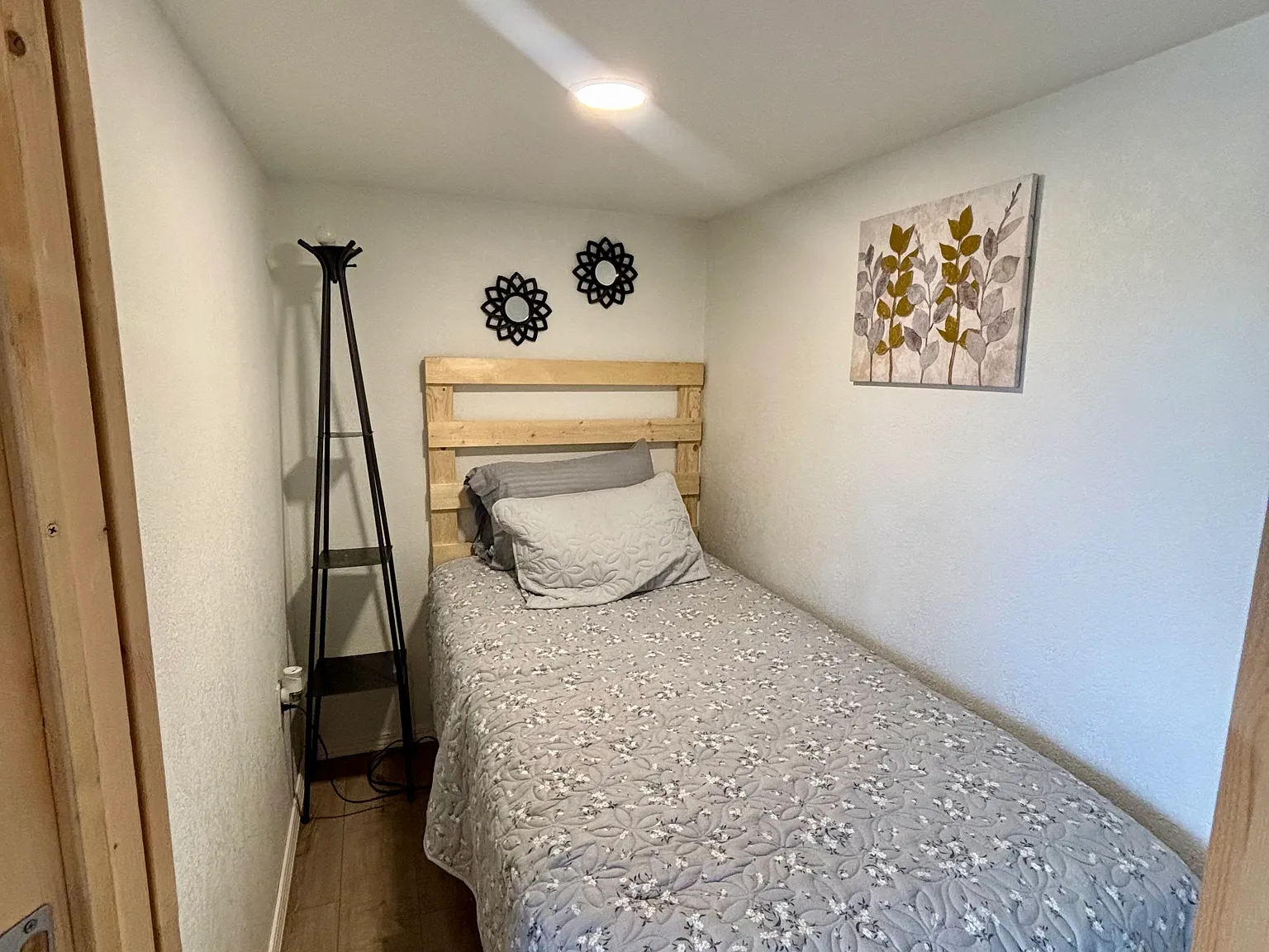 1 bed, $1,300 — Photo 4